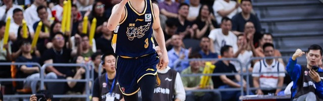 广东宏远5分险胜！完成大逆转，麦考尔43分，王洪泽22分